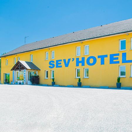 Sev'Hotel Sévérac-le-Château Dış mekan fotoğraf
